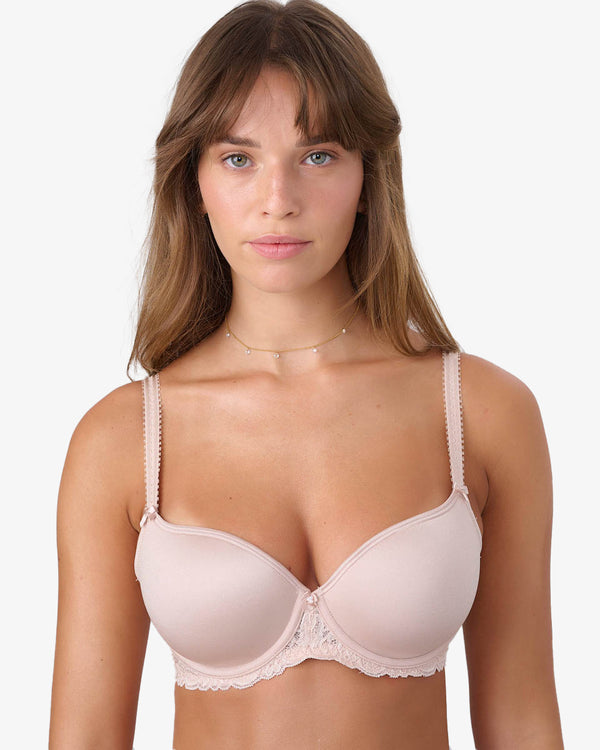 Femina חזייה מרופדת דגם 3208