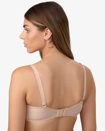 Femina חזיית הנקה דגם 4211 חזיית הנקה עם ברזלים וריפוד ספייסר