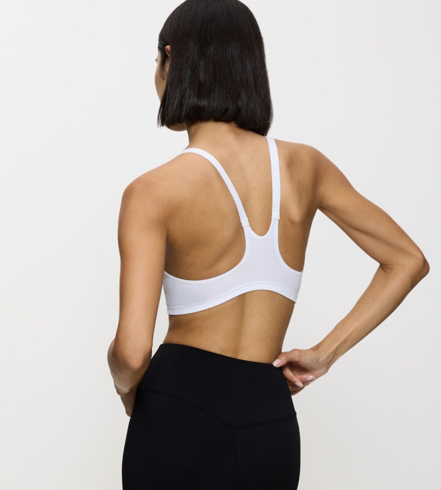 Triumph Triaction Fitness -טריומף חזיית ספורט פתיחה קידמית, מתאימה גם לאחר ניתוח